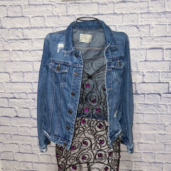 HENNEY CLASSIC TRUCKER JACKET
“Chosen” - Picture 3 of 13